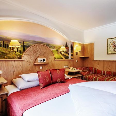Hotel Neuhinter턱스 외부 사진