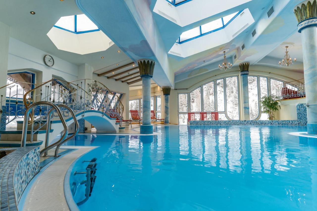 Hotel Neuhinter턱스 외부 사진
