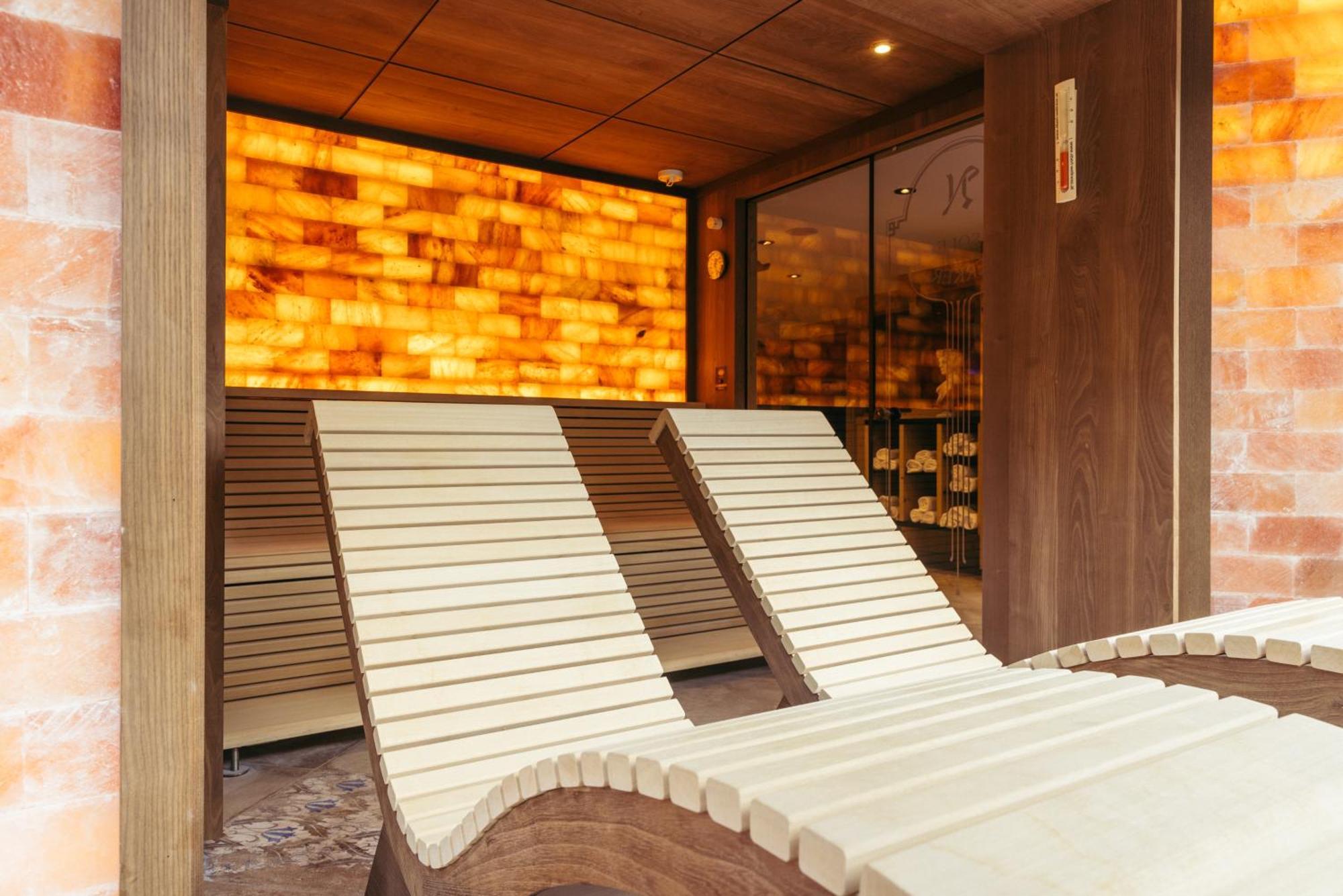 Hotel Neuhinter턱스 외부 사진
