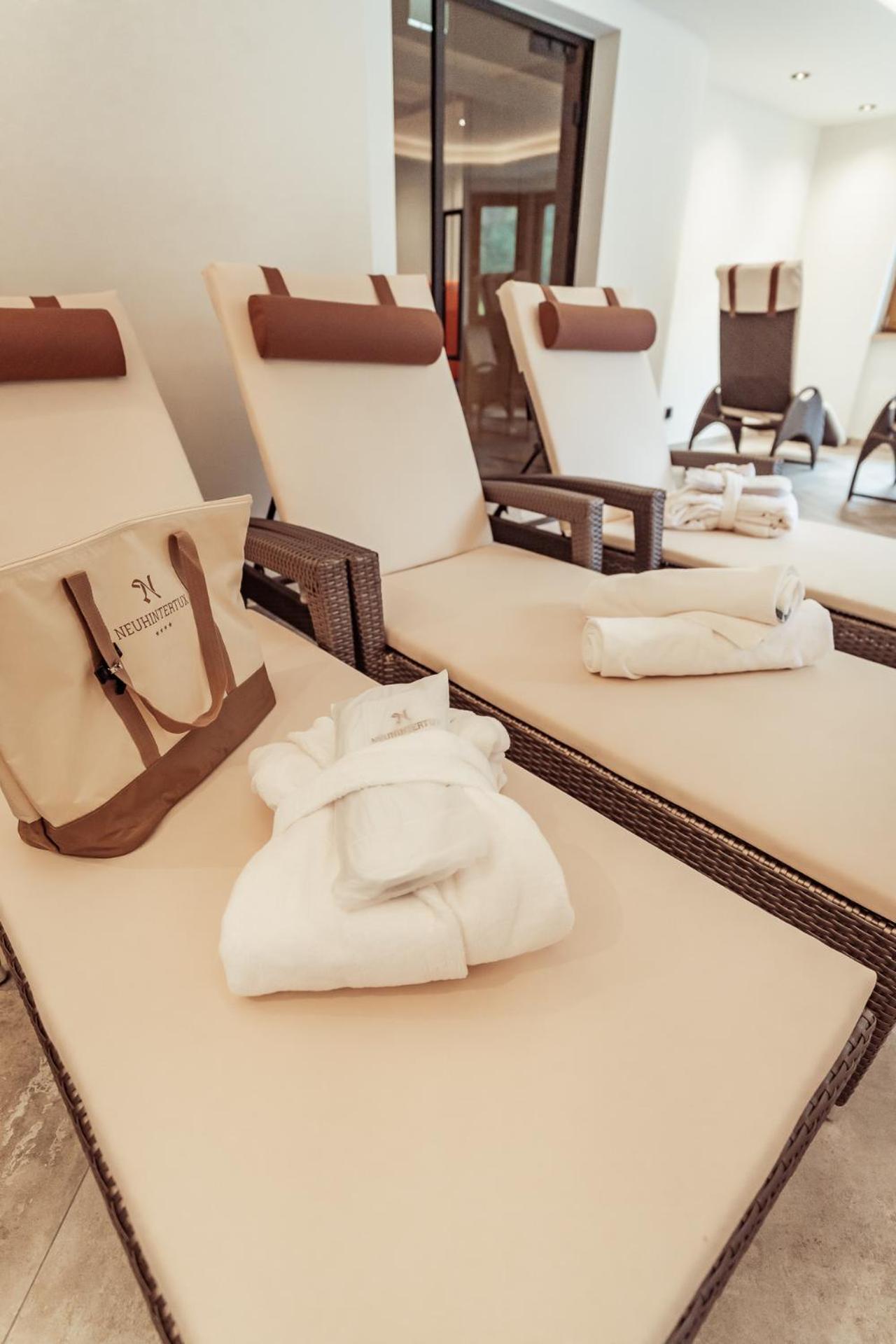 Hotel Neuhinter턱스 외부 사진