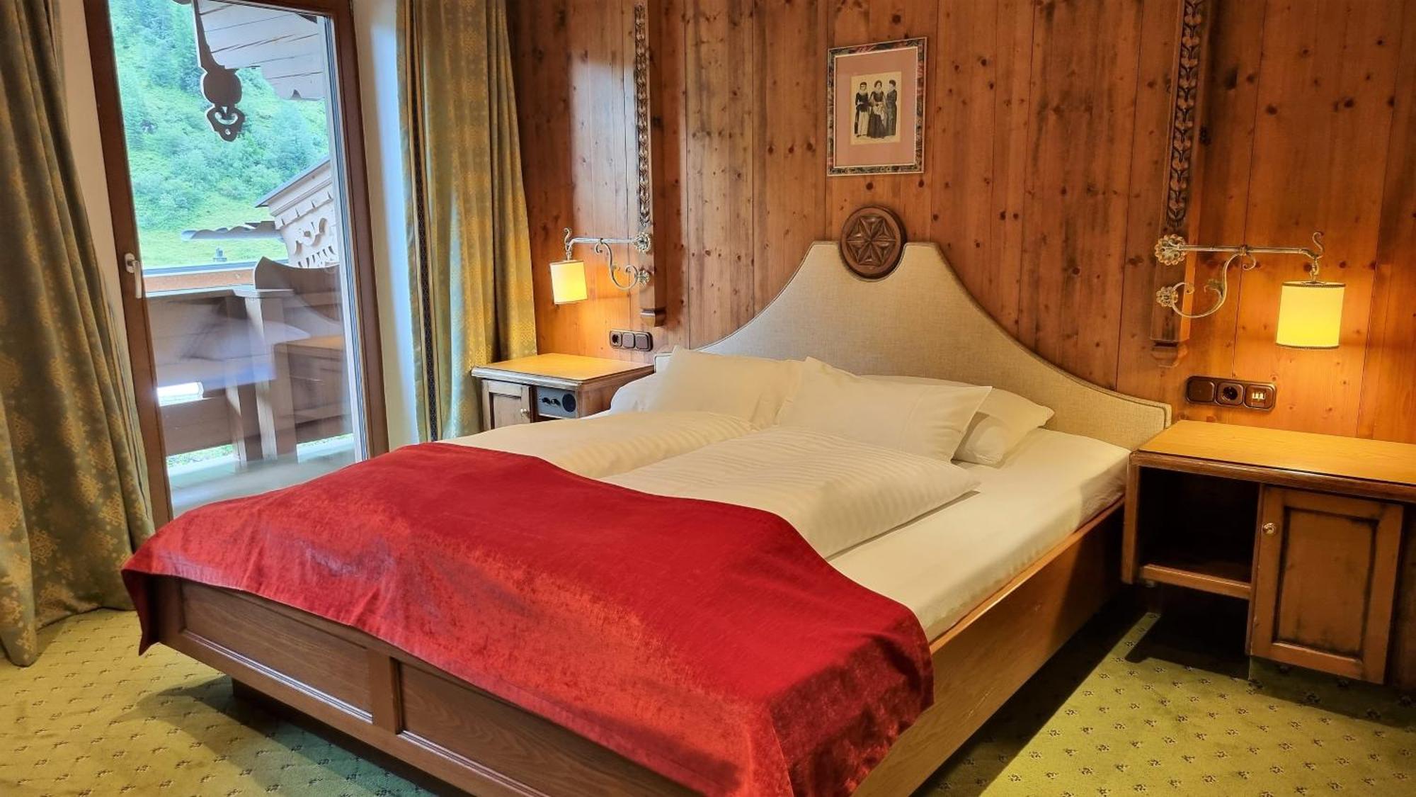 Hotel Neuhinter턱스 외부 사진