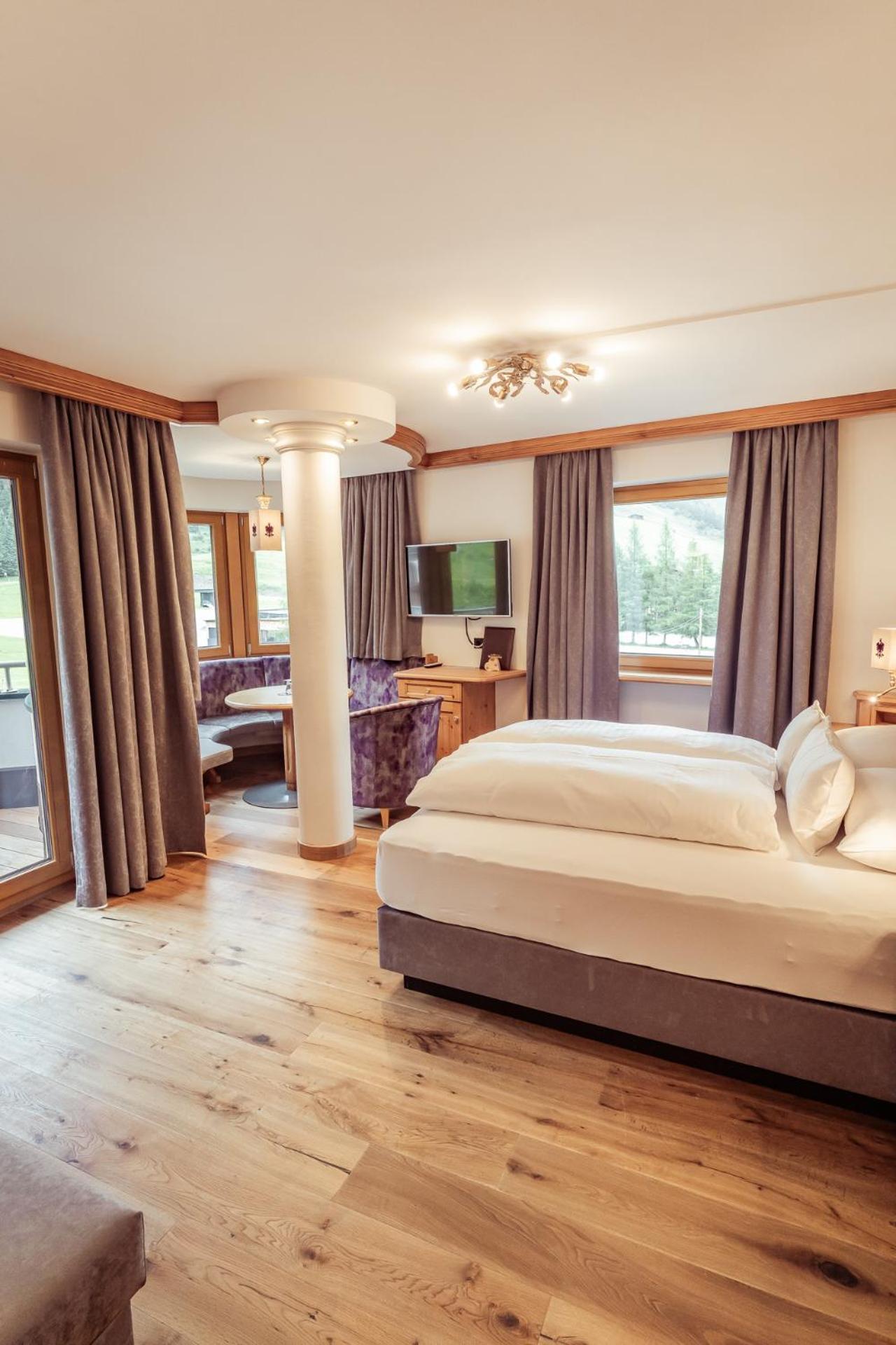Hotel Neuhinter턱스 외부 사진